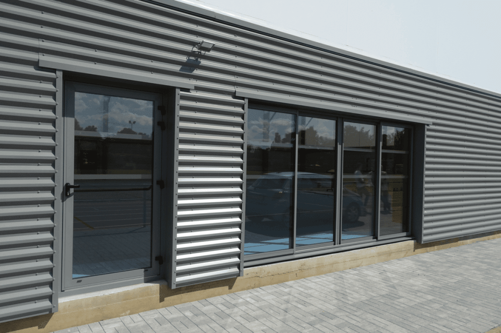 inauguration du premier gymnase en allemagne avec enveloppe textile a griesheim, dans le sud de la hesse