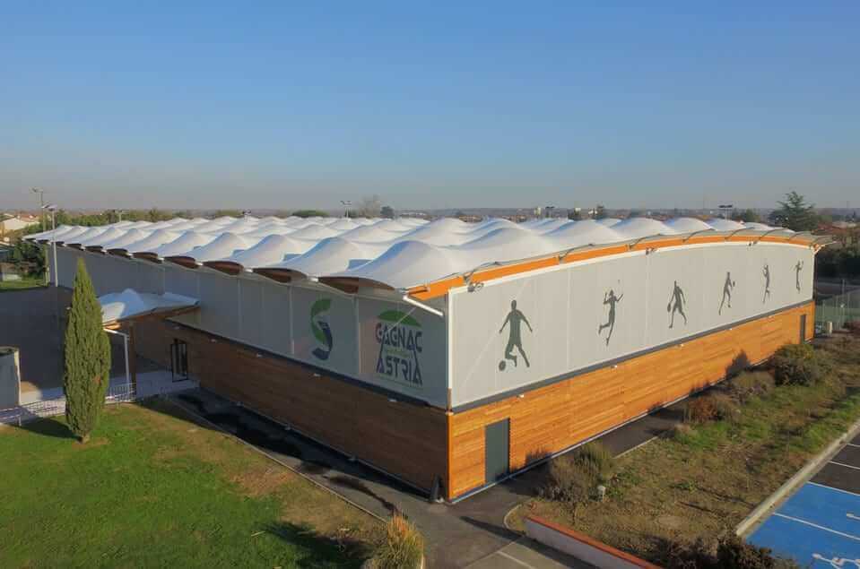 [TESTIMONIAL] “THIS CLOSED BUT AIRY STRUCTURE IS AN EXCELLENT COMPROMISE”