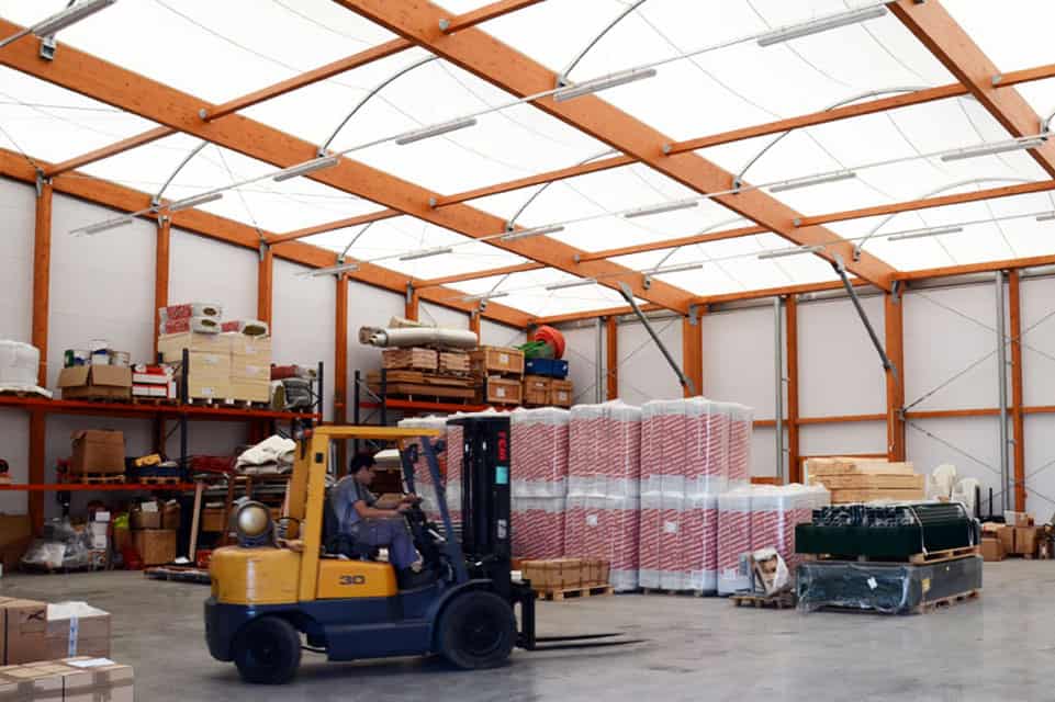 Industry: an improved work environment thanks to textile architecture