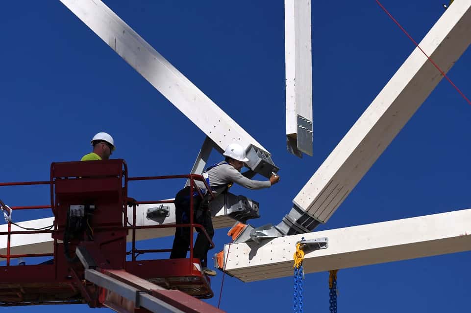 THE MANY ADVANTAGES OF TIMBER CONSTRUCTION