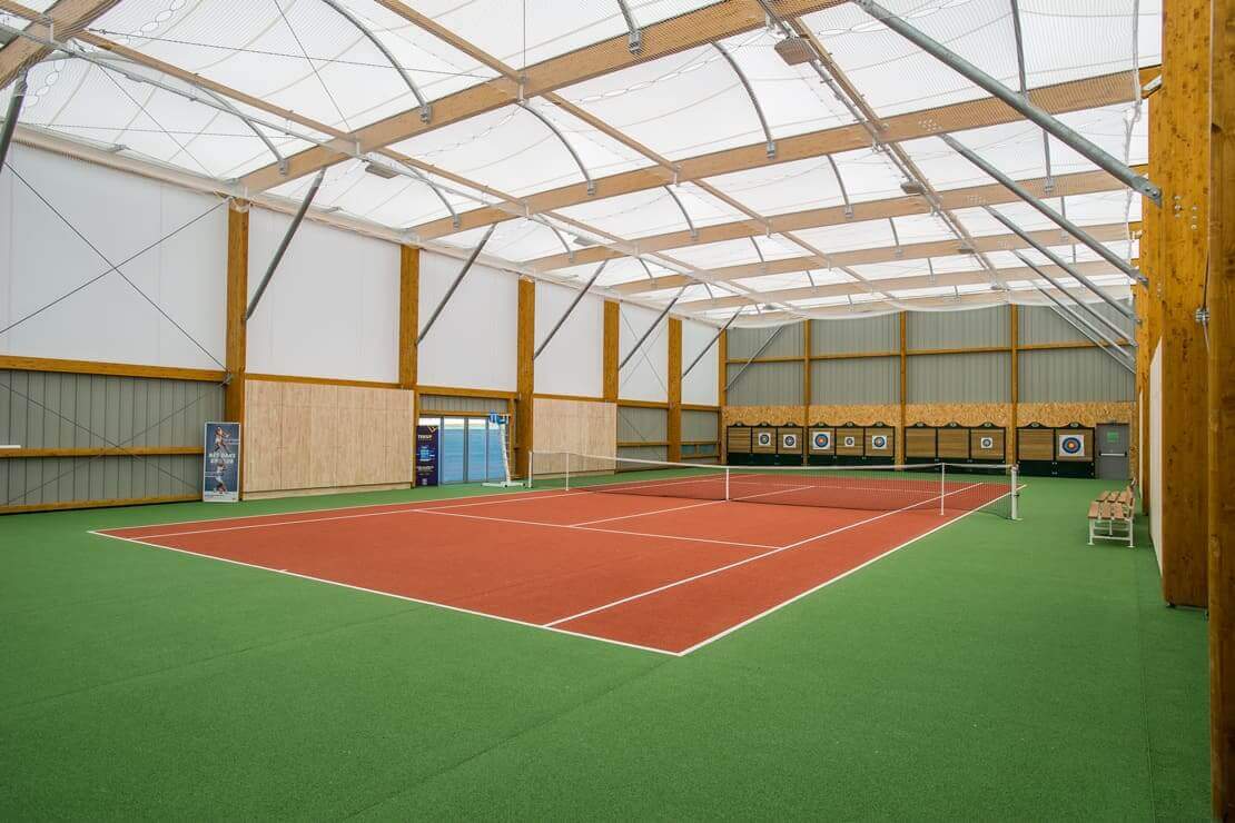 tennis avec charpente bois et couverture en membrane textile – saint-germain-les-belles (87)