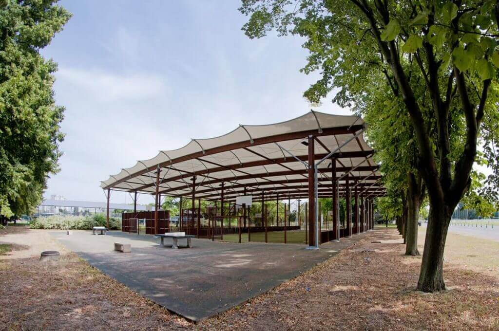 construction d'un préau sportif à paris la courneuve (75)