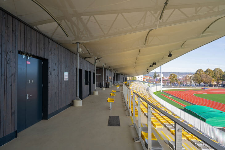 Tribune - Clermont-Ferrand (63)