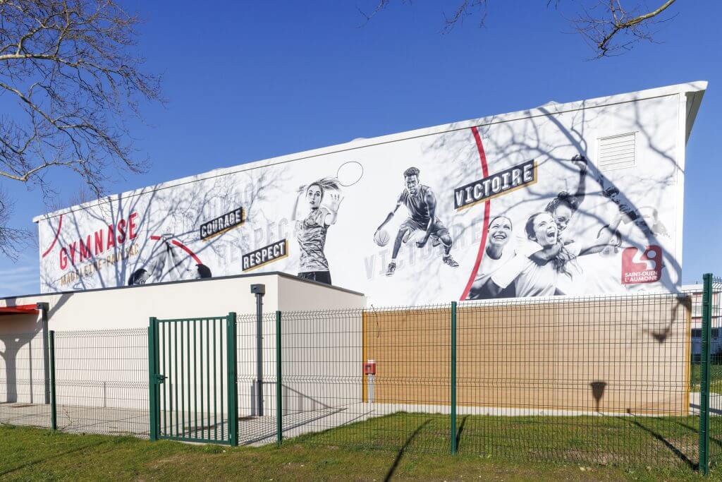 Façade sérigraphiée complexe sportif de Saint Ouen l'Aumone