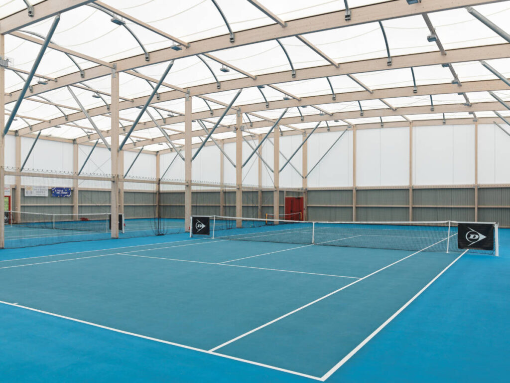 construction of a tennis hall - La Chaize Le Vicomte (France)