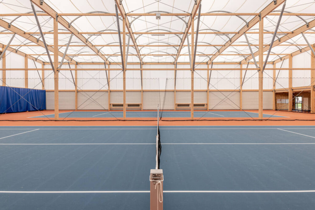 Covered tennis in Joinville (France)