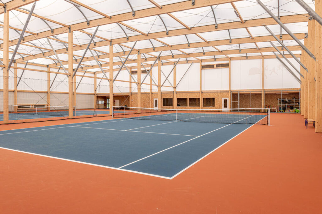 Covered tennis in Joinville (France)