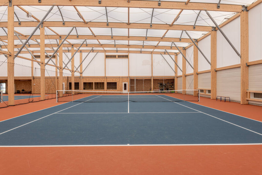 Covered tennis in Joinville (France)