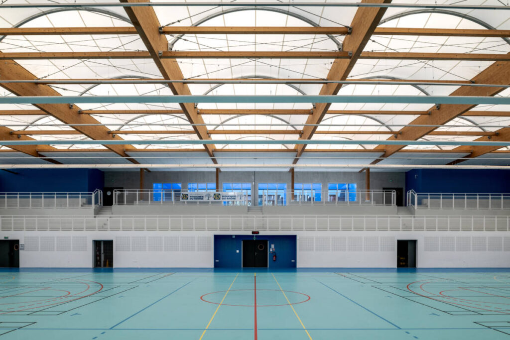 design and built of a construction of a sports complex - Carry Le Rouet (France)