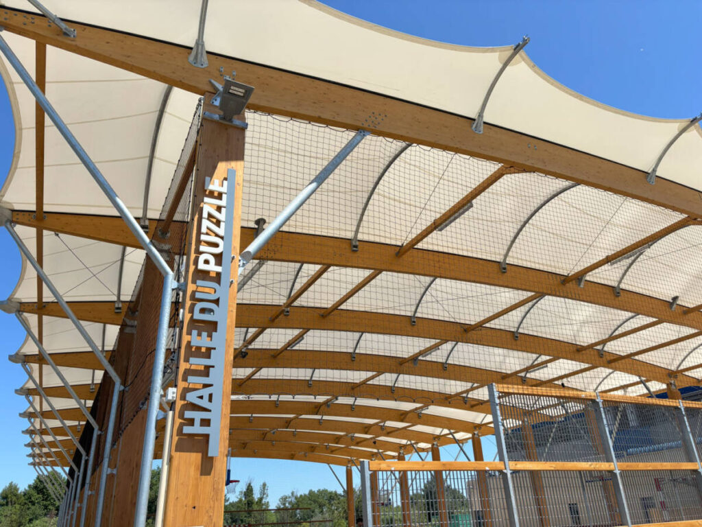 Construction of a sports courtyard in Avignon