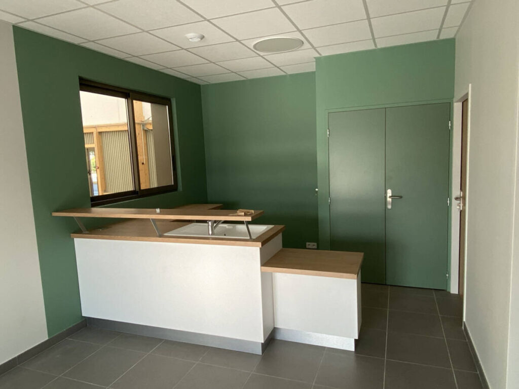 Construction of a boulodrome with mixed structure and textile membrane roofing in Orgelet - FR.