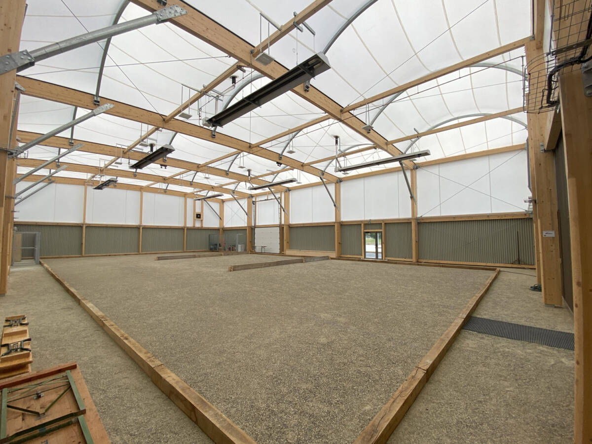 Construction of a boulodrome with mixed structure and textile membrane roofing in Orgelet - FR.